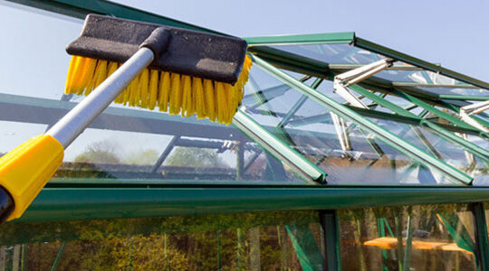 perche-pour-l-entretien-de-la-maison-en-hauteur-quels-avantages